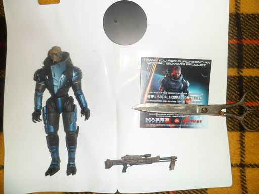 Mass Effect 3 - Garrus Action Figure - обзор